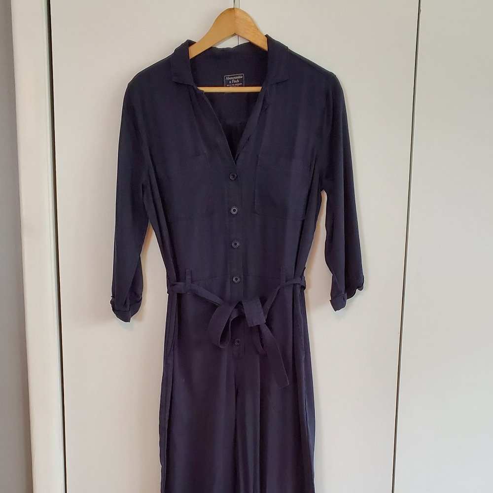 Abercrombie & Fitch navy jumpsuit in size M